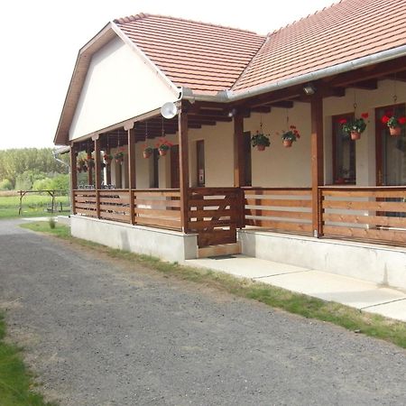 Kekszilva Vendeghaz Hotel Pap Buitenkant foto